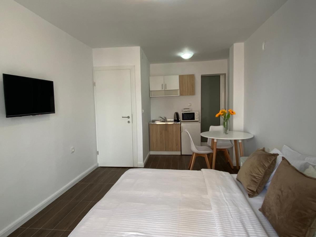Veselinka Apartments & Rooms Budva Exterior photo